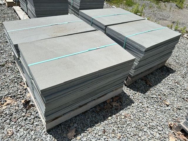 Lot #2: 2 pallets 24"x36"x1" Thermal Bluestone Pattern 2
